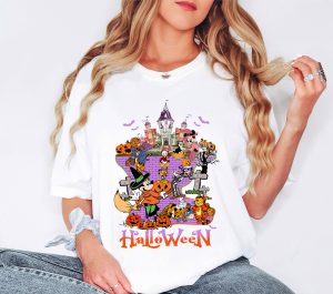 Personalized Disney Mickey And Friends Halloween On The High Seas 2023 Shirt