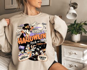 Vintage Mickey's Halloween Trick Or Treat Sweatshirt